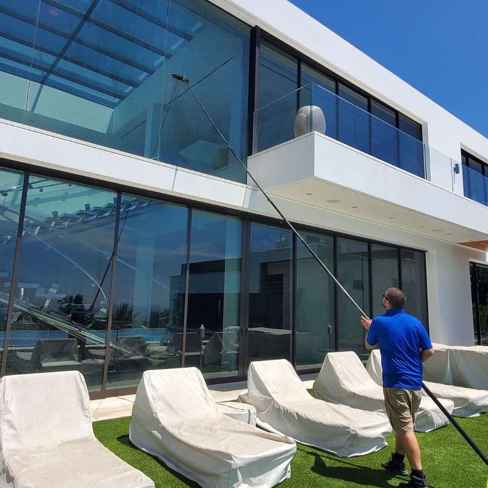 Business Window Cleaning Glendale CA - Window Washing Bros