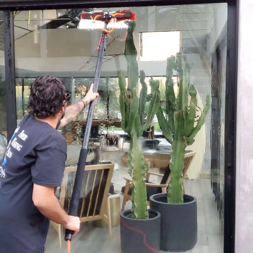 Commercial Window Cleaning Company Glendale CA - Window Washing Bros
