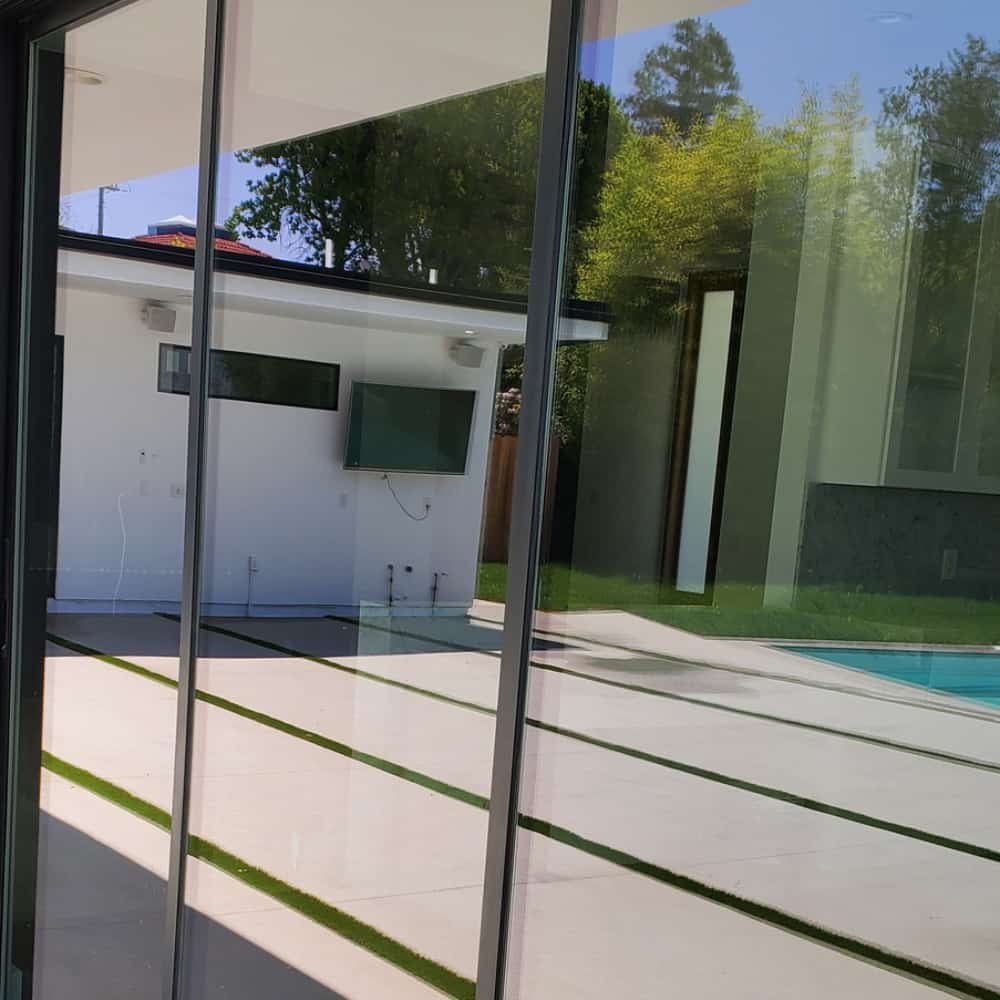 San Fernando Valley Window Washing Services - Window Washing Bros