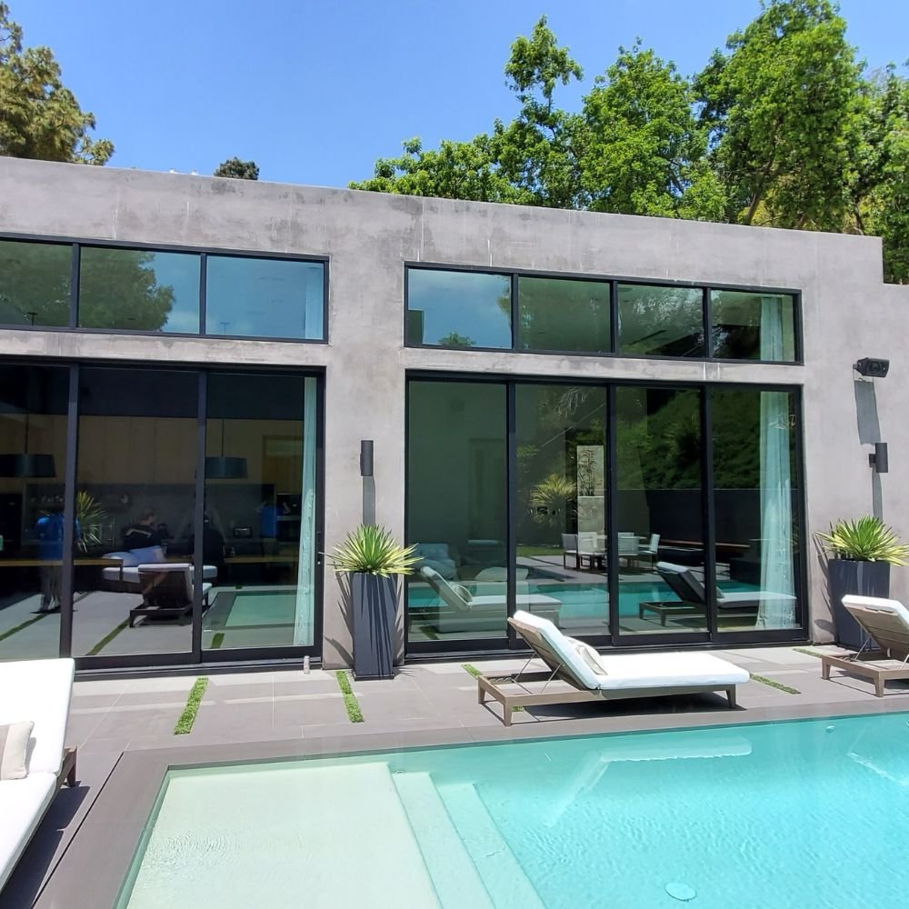 Window Cleaning North Hollywood, CA by Window Washing Bros